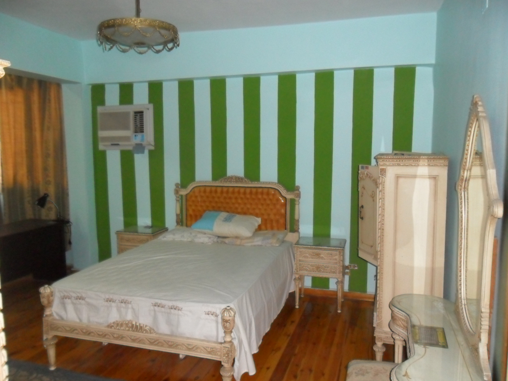 شقة للبيع فى المهندسين قرب نادى الصيد