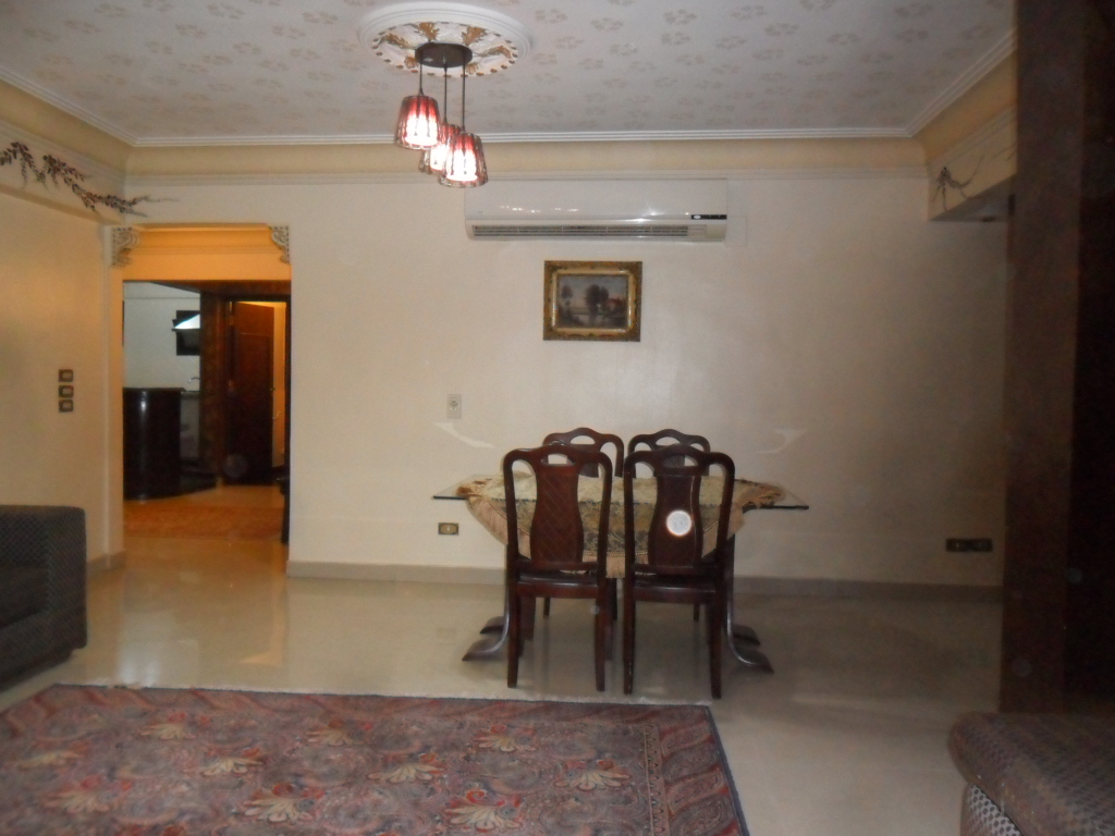 شقة مفروشة فى الدقى القاهرة شارع المساحة للايجار