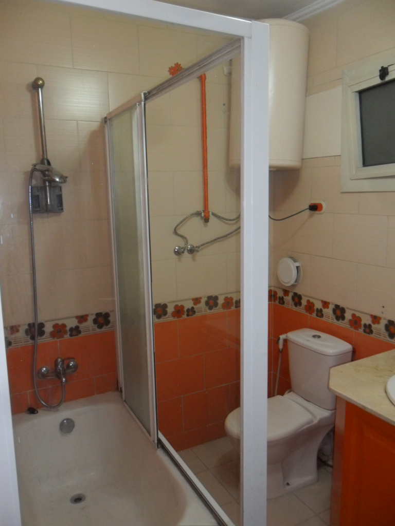 شقة مفروشة فى الدقى القاهرة شارع المساحة للايجار