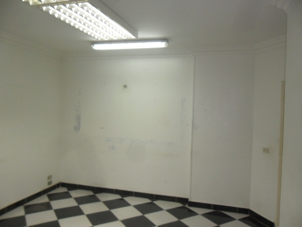 مكتب للإيجار بالدقى قرب ميدان المساحة سوبر لوكس