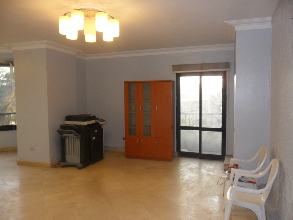 مكتب للايجار فى المهندسين شارع رئيسى وراقى قرب البطل أحمد عبد العزيز هاى لوكس