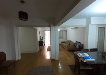 شقة للبيع فى الدقى 130م بموقع متميز جدا