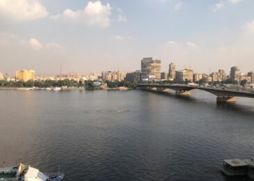شقة على النيل مباشر 340م للبيع منظر واسع موقع مميز
