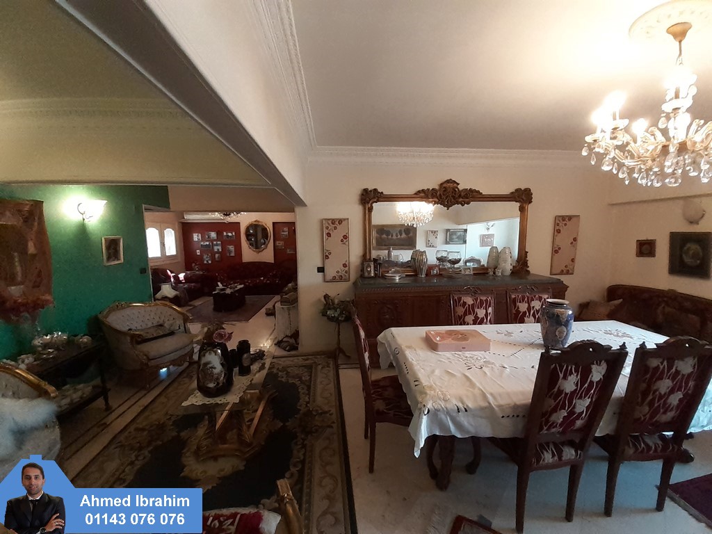 شقة للبيع 170م فى الدقى تفرع شارع المساحة سوبر لوكس