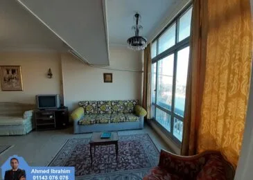 فيلا على النيل مباشر 280م للبيع منظر واسع موقع مميز