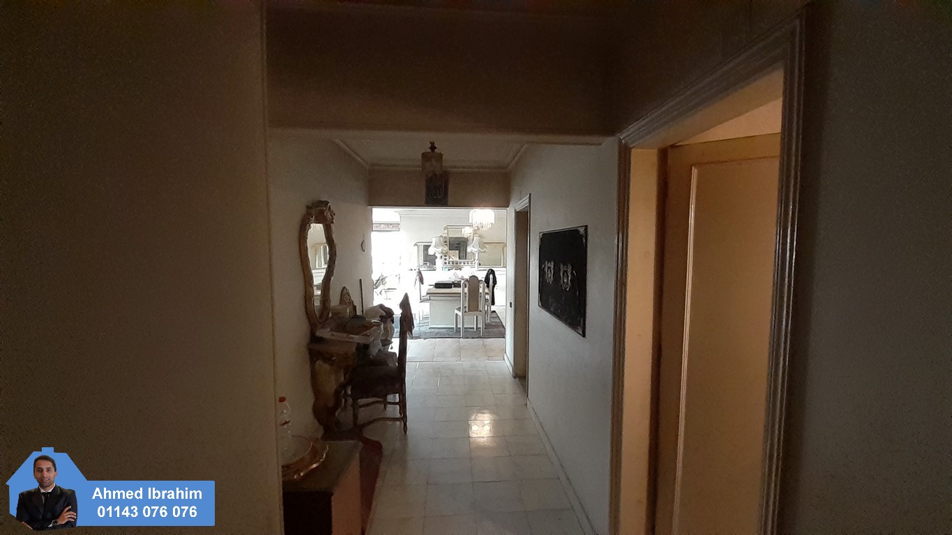 شقة للبيع فى المهندسين 245م ترى ميدان أسوان بجراج