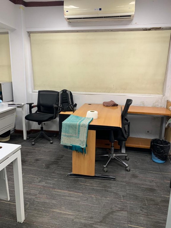 فيلا للإيجار فى الدقى 320م شارع مصدق الرئيسى بها جراج