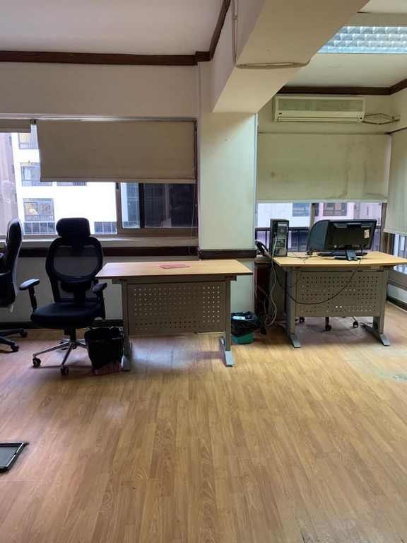 فيلا للإيجار فى الدقى 320م شارع مصدق الرئيسى بها جراج