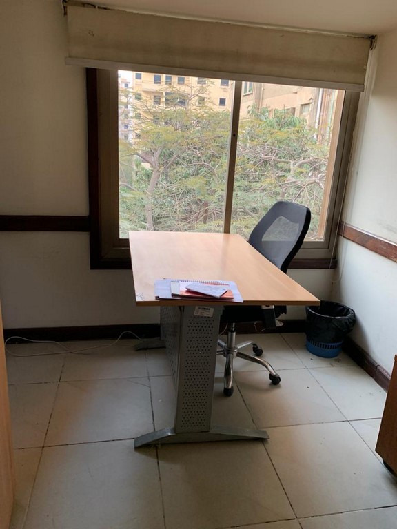 فيلا للإيجار فى الدقى 320م شارع مصدق الرئيسى بها جراج