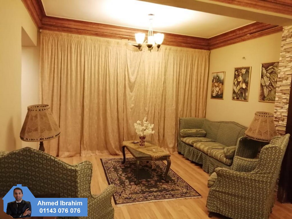 بدور أرضى مرتفع قرب المترو 155م 3غرف سعر مميز