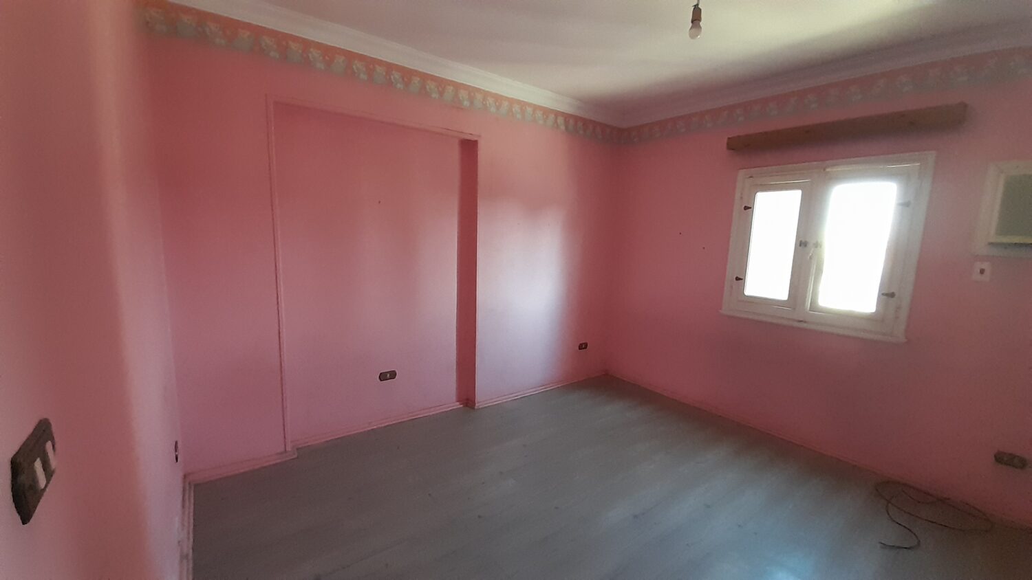 مكتب للإيجار فى شارع مصدق 200م فى الدقى موقع مميز