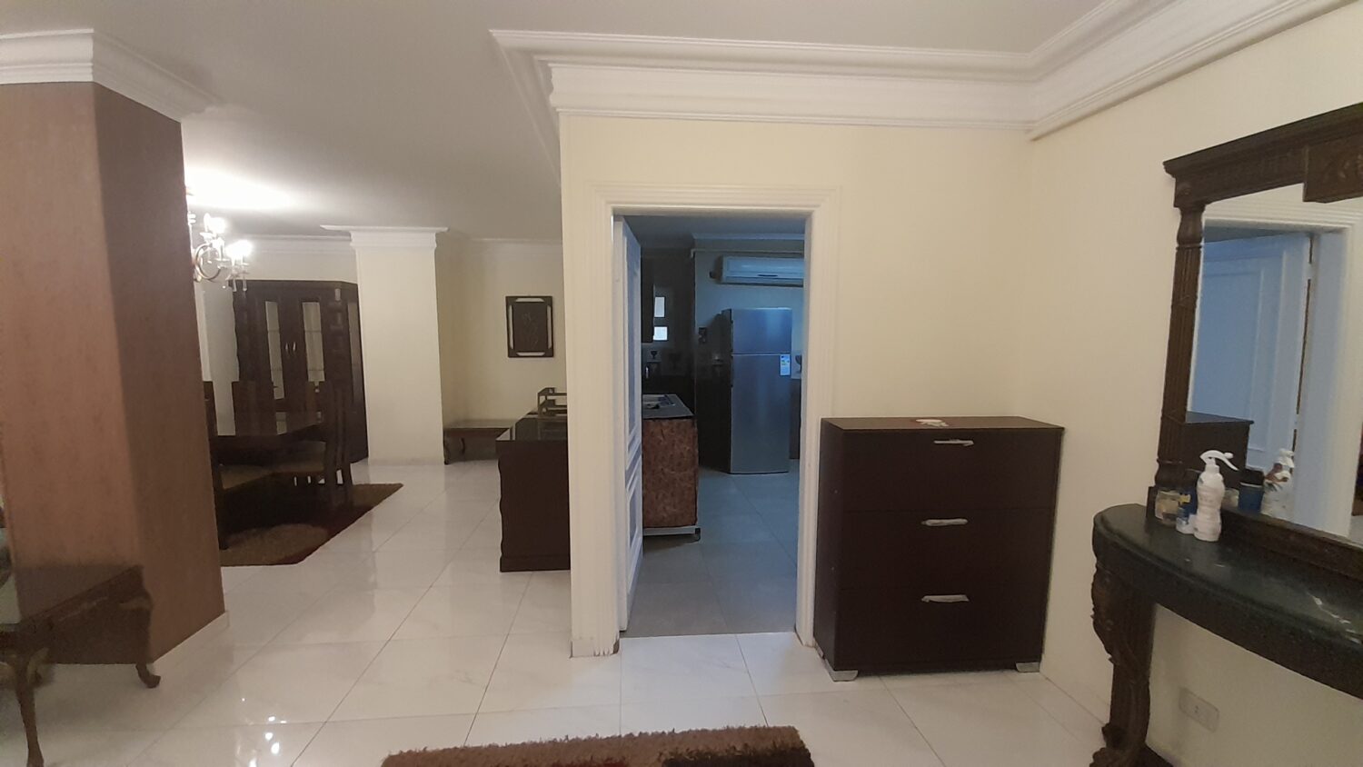 شقق للبيع 260م قرب نادى الصيد وشارع مصدق فى المهندسين و الدقى بسعر لقطة شركة الحبشى للتسويق العقارى