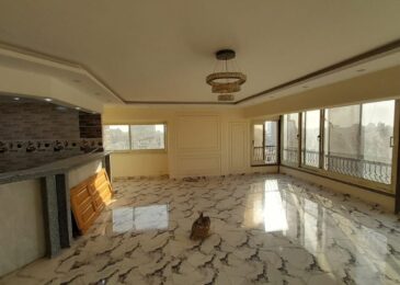 شقة 200 م للبيع فى الدقى بتفرعات شارع  مصدق