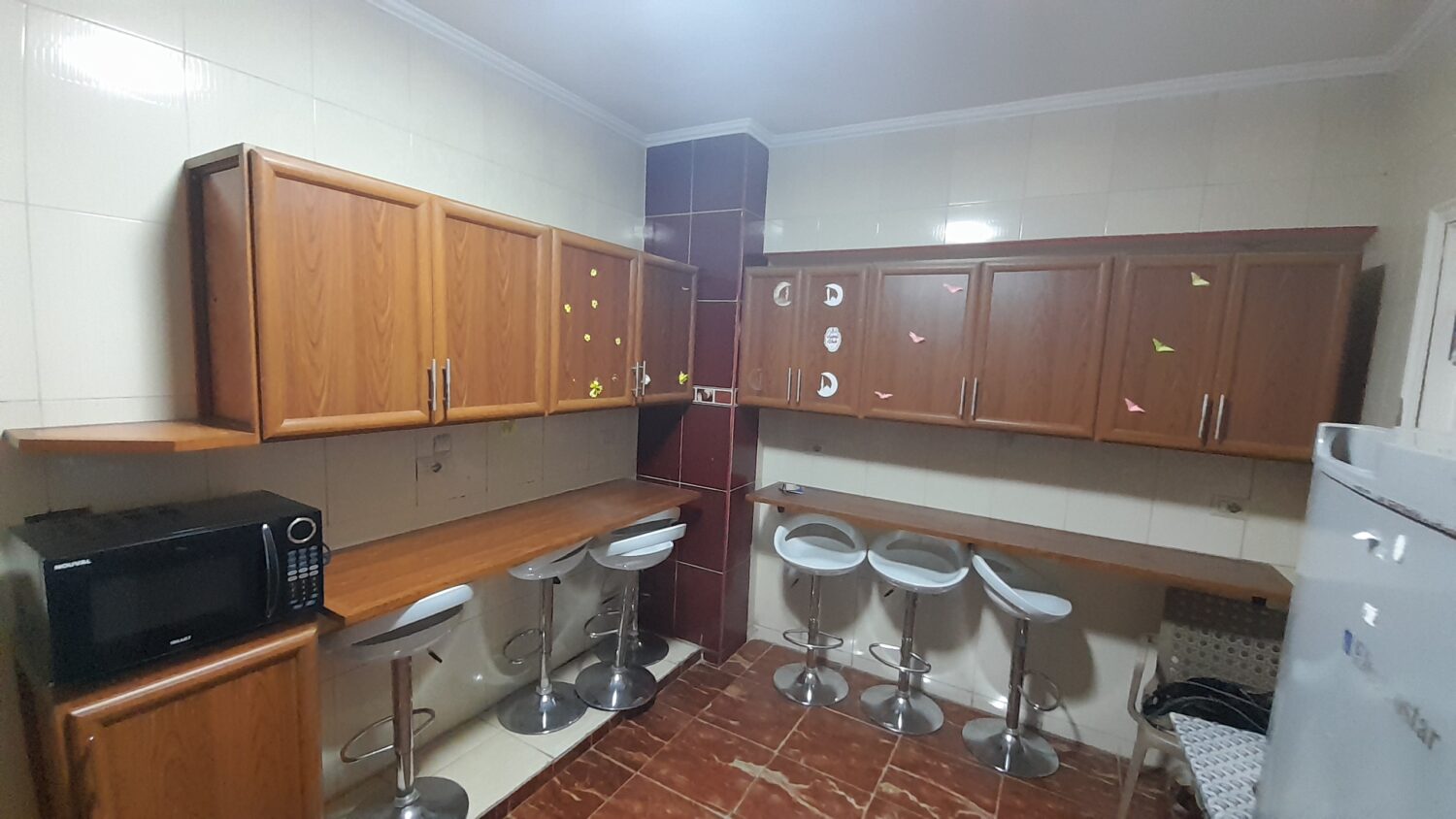 مكتب مفروش للايجار 300م فى الدقى تفرع مصدق مكيف بالكامل