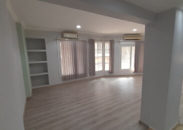 مكتب للايجار فى المهندسين جزيرة العرب 200م  برج ادارى طابق ميزان