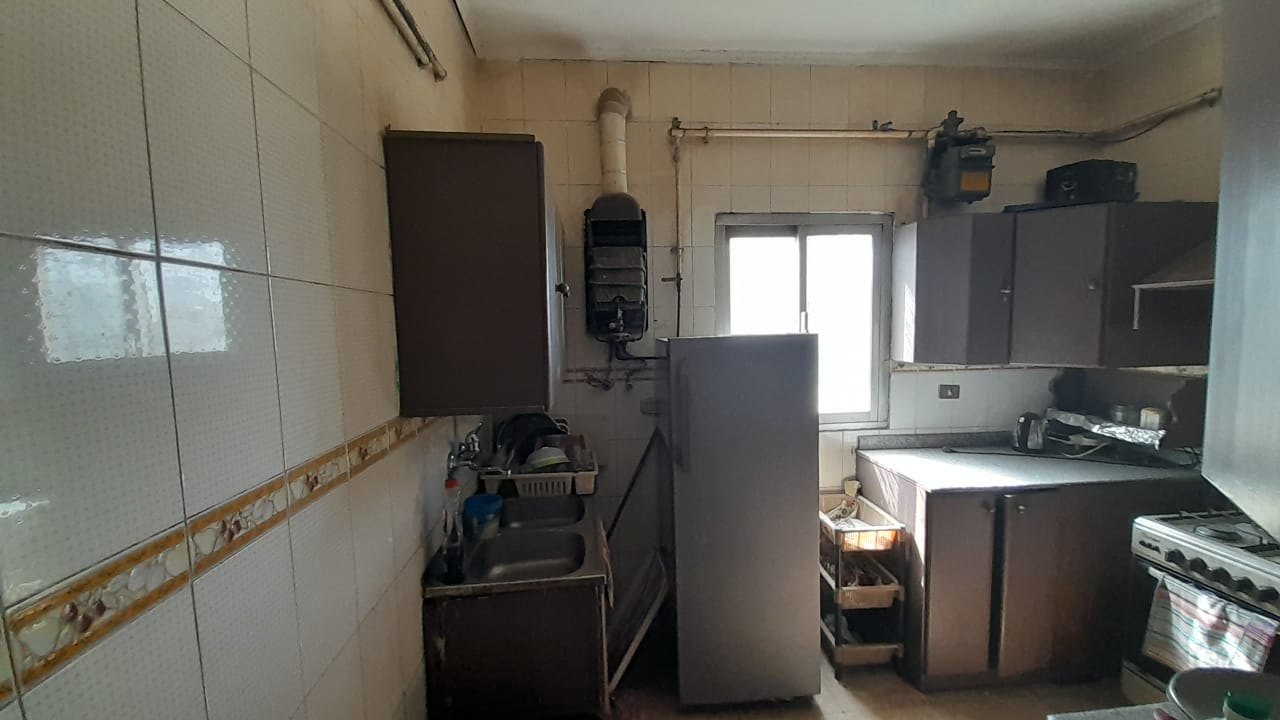 شقة للايجار فى المهندسين 180م بالتكييفات قرب المترو