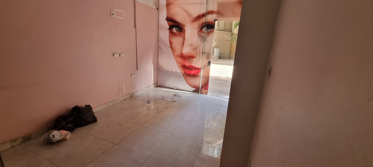 محل للايجار فى الدقى 40م يصلح لكافة الانشطة شارع رئيسى راقى