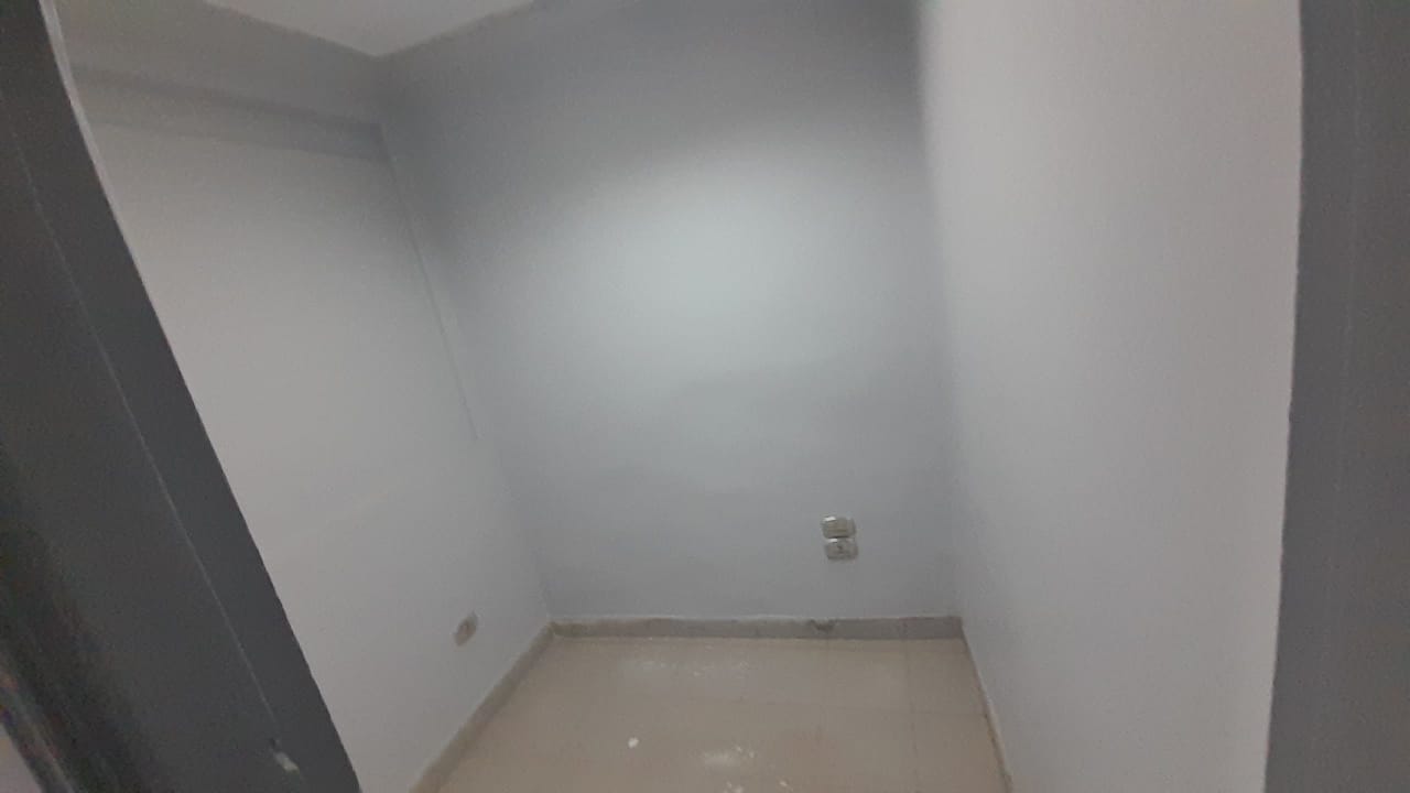 مكتب للايجار فى الدقى 150م شارع التحرير الرئيسى قرب المترو