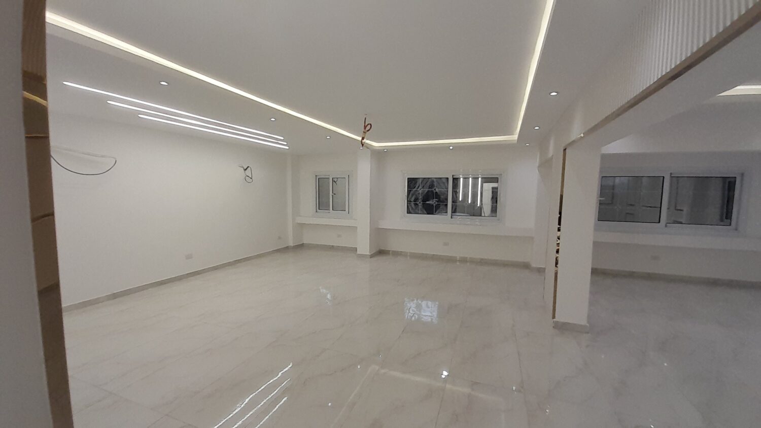 شقة للبيع فى المهندسين 250م مودرن قرب شهاب الرئيسى