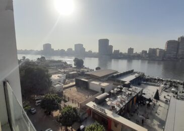 شقة مفروشة للايجار على النيل 150م فى المنيل شارع عبد العزيز ال سعود للاسر