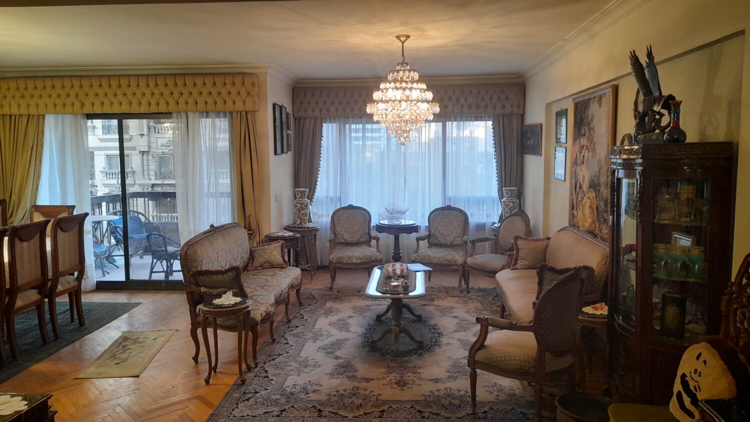 شقة للبيع فى المهندسين 280م شارع لبنان الرئيسى