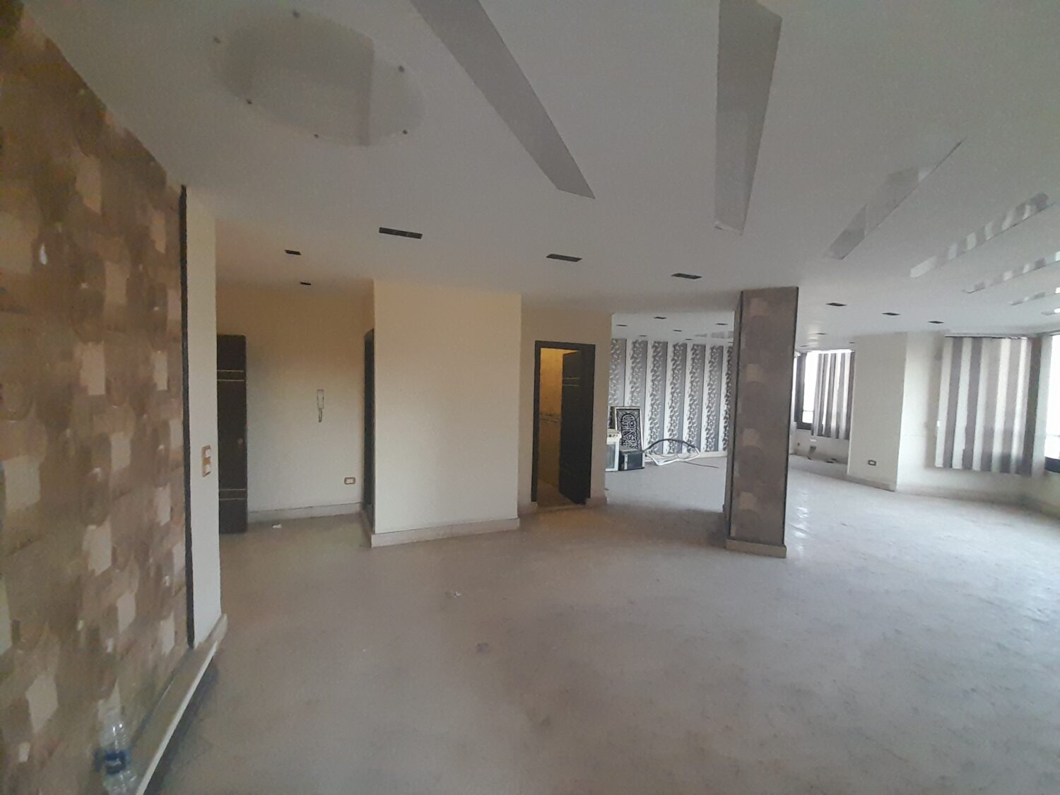 شقة للبيع في المهندسين 242م  شارع الثورة الرئيسى مسجله شهر عقارى