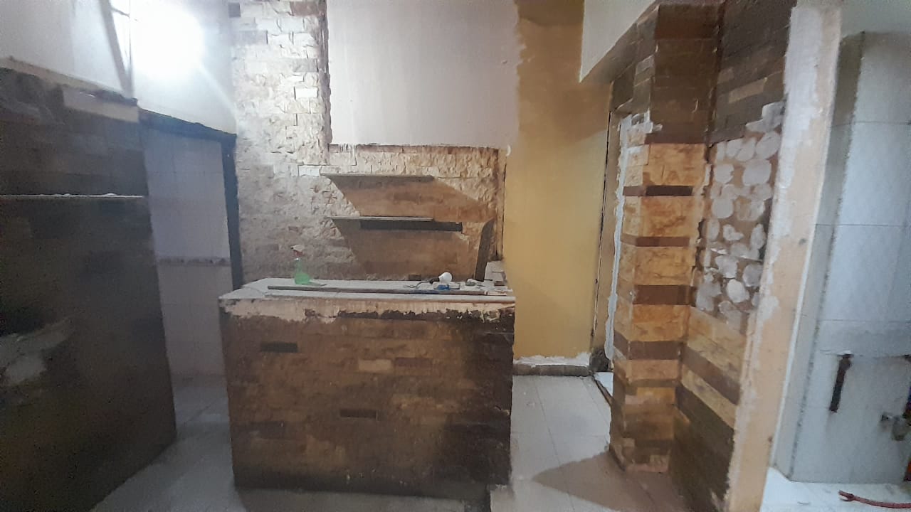 محل للايجار فى المهندسين 80م فى تفرعات ميدان لبنان موقع متميز