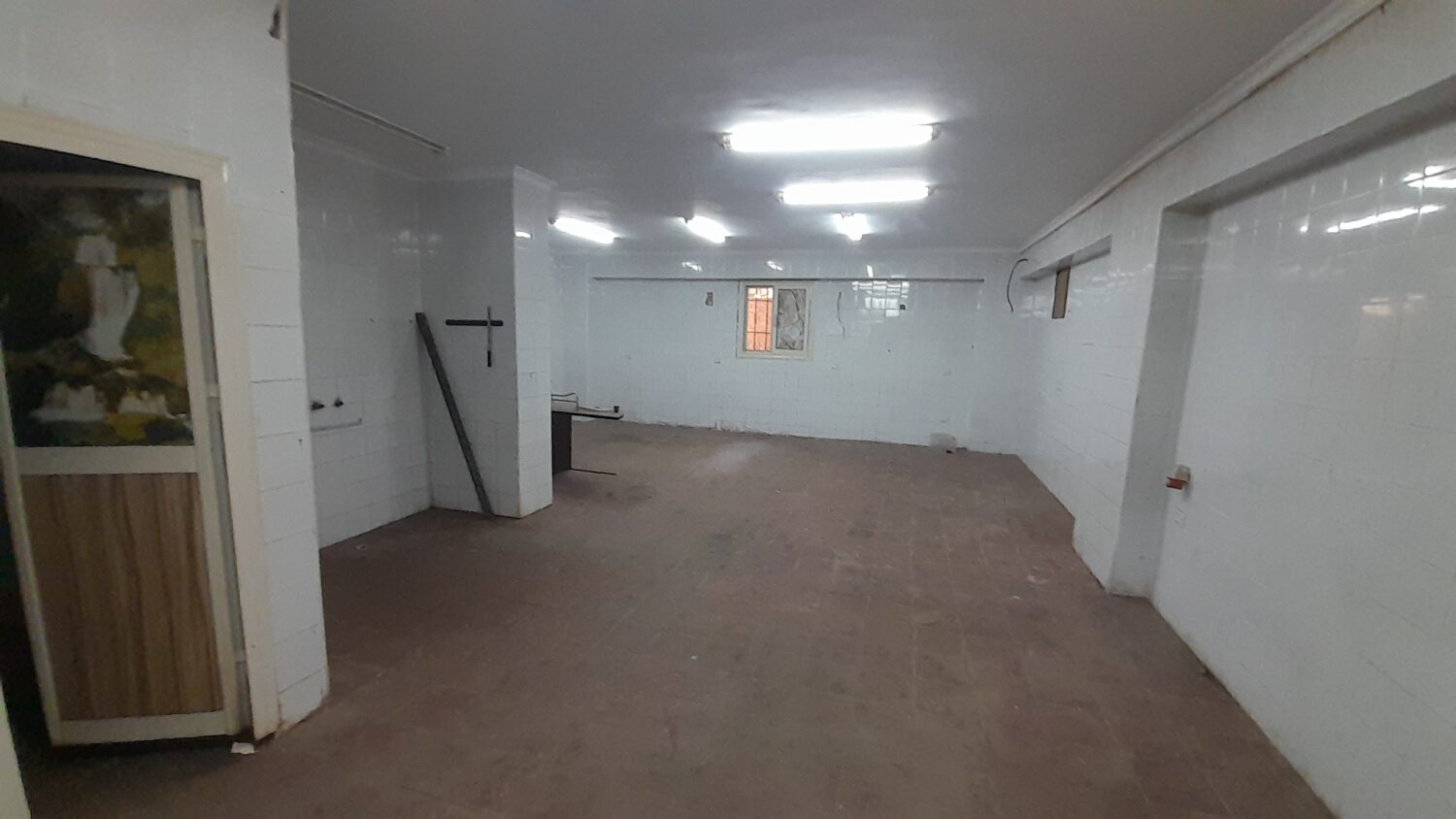 مكتب للإيجار فى العجوزة 140م طابق أرضى عمارة جديدة برخصة تجارى إدارى