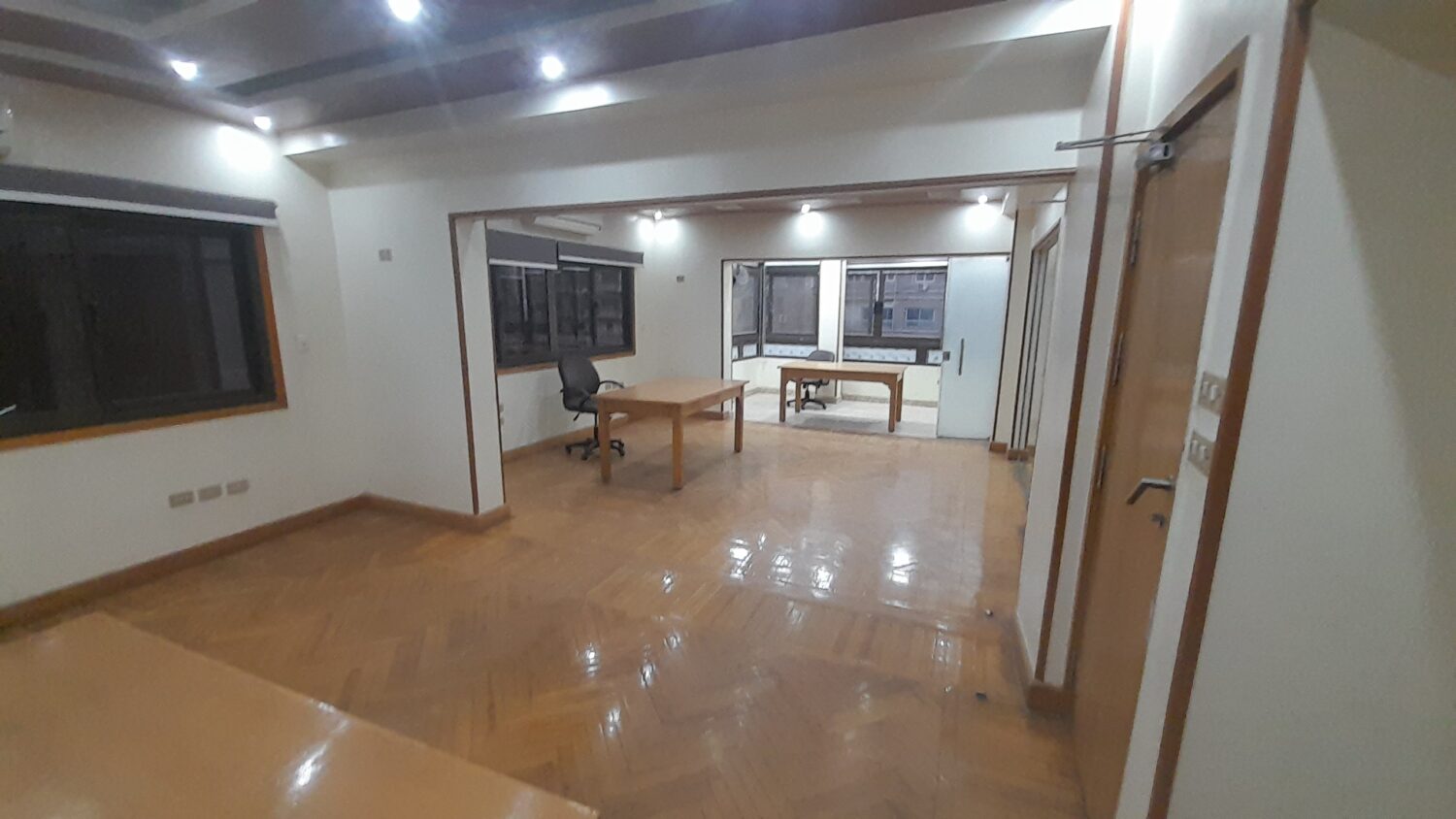 مكتب للإيجار في المهندسين وادى النيل 250م خطوات من جامعة الدول