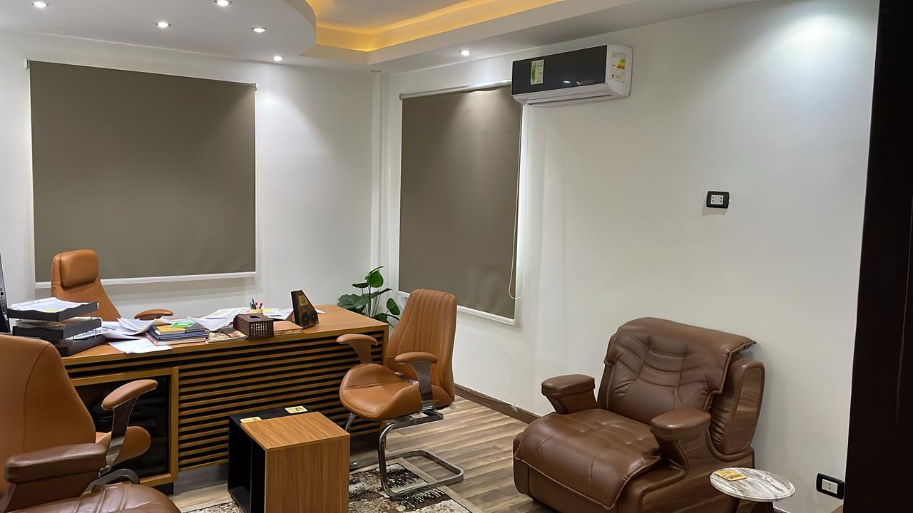 مكتب للإيجار في المهندسين شارع البطل أحمد عبد العزيز 100م تشطيب حديث  .