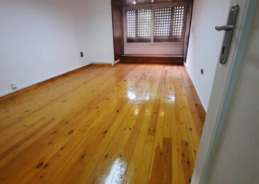 مكتب دوبلكس للإيجار في الزمالك  200م قريب من شارع 26 يوليو ( موقع ممتاز )