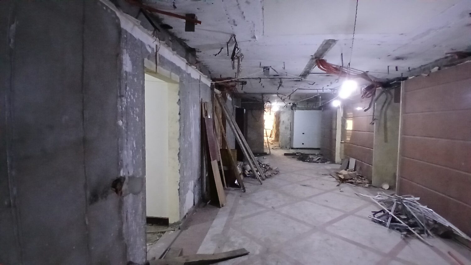 مقر إدارى 2000م للبيع في المهندسين في أهم شارع رئيسى .