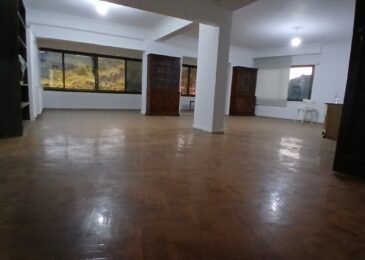 شقة للبيع في الدقى 240م فى شارع فينى الرئيسى و كأنك فى الزمالك ( تشطيب مجدد )