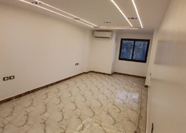 مكتب للإيجار في المهندسين 50م في شارع السودان الرئيسى يصلح سكنى أو إدارى