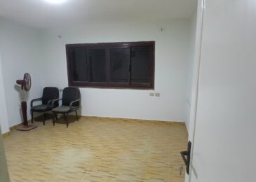 غرفة إداري للإيجار  فى الدقى فى مكتب 200م  قرب مترو البحوث