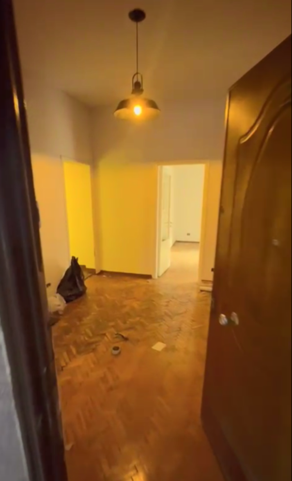 مكتب للإيجار في المهندسين 160م قرب شارع البطل أحمد عبد العزيز الرئيسى .