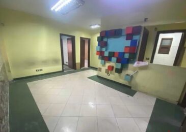 مكتب للإيجار في الدقى 90م فى شارع التحرير الرئيسى (رخصة و برج إدارى )