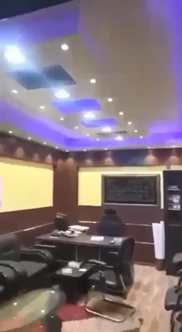 مكتب مفروش للايجار فى المهندسين 310م فى شارع أحمد عرابى الرئيسى .