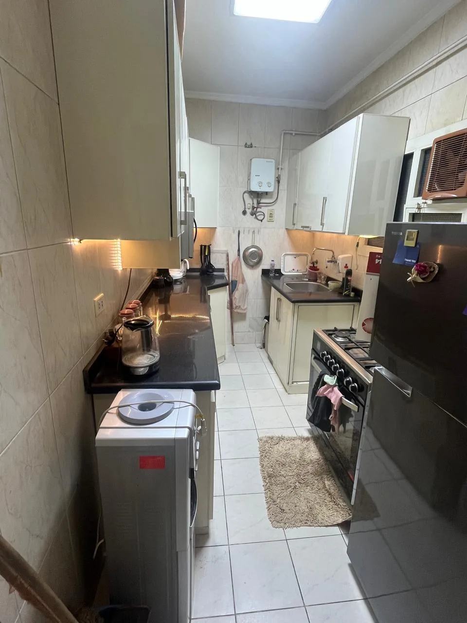 شقة للبيع فى المهندسين 150م شارع جامعة الدول الرئيسى مسجلة شهر عقارى .