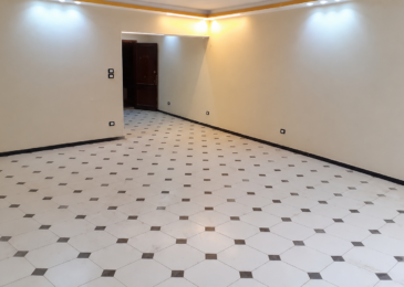 شقة للبيع فى المهندسين 200م تفرع شارع شهاب الرئيسى ( عمارة مدخلها شيك )