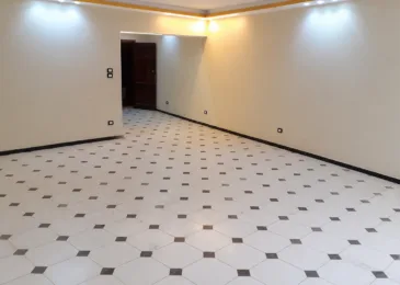 شقة للبيع فى المهندسين 200م تفرع شارع شهاب الرئيسى ( عمارة مدخلها شيك )